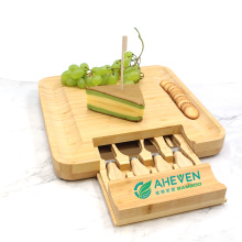 Bandeja para cortar carne e frutas ecológica para cozinha Tábua de queijo de bambu natural com ferramenta de 4 peças